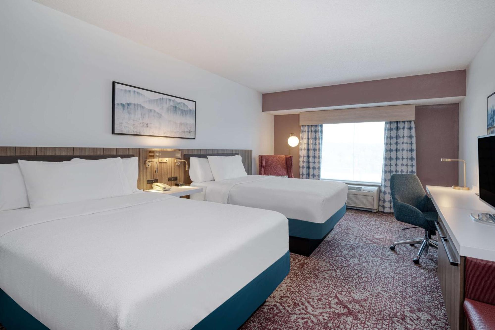 Hilton Garden Inn Clarksburg Exterior photo